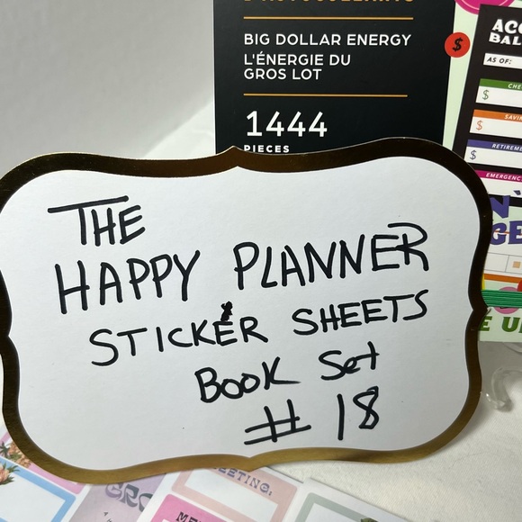THE HAPPY PLANNER GIFT SET #18 - Picture 9 of 9